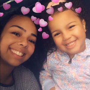 Meet your Posher, Aamaris